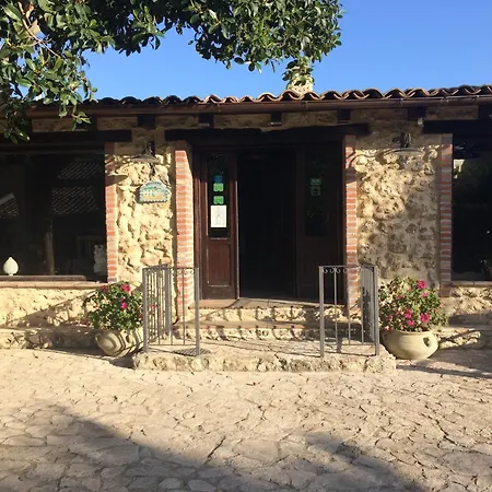 Agriturismo Roba Degli Ulivi